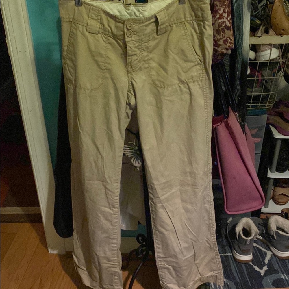 Women’s Gap Tan Pants
